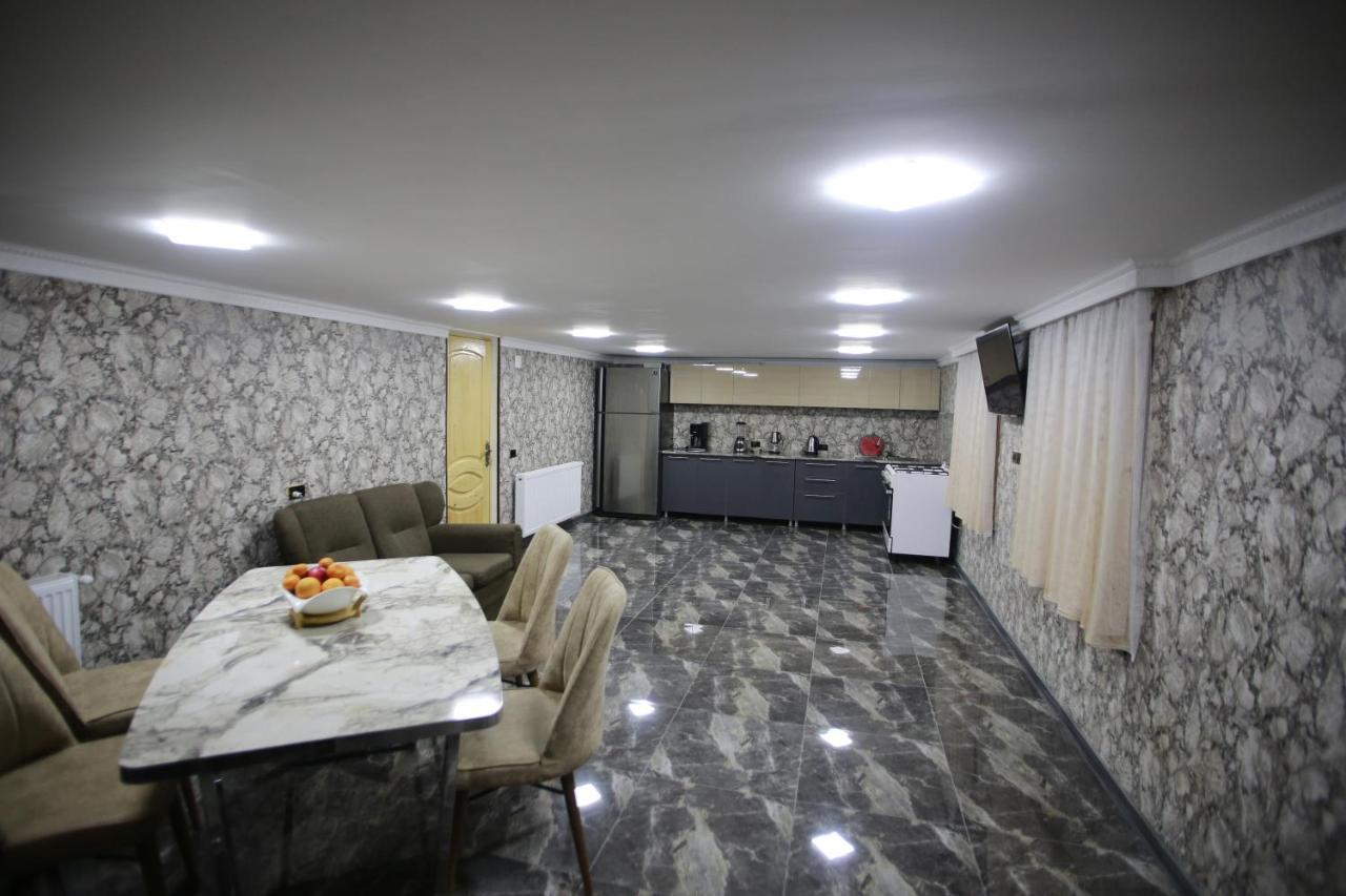 Guest House Nikola Zugdidi Exteriér fotografie